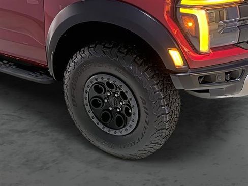 Used 2025 Ford F150 Raptor AWD/4WD image 14