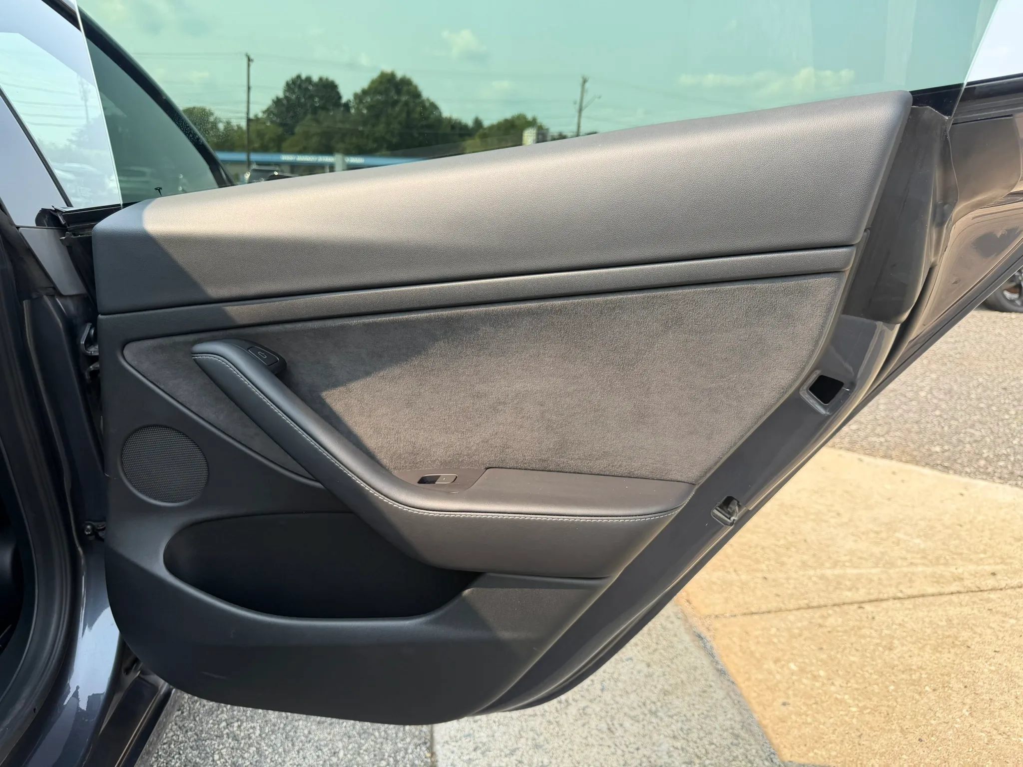 Used 2023 Tesla Model 3 Standard Range RWD image 18