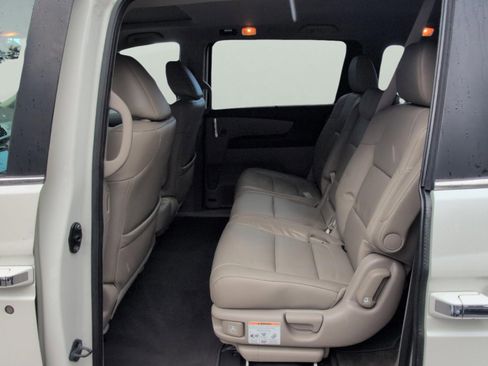 Used 2015 Honda Odyssey EX-L image 32