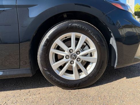 Used 2025 Toyota Camry LE image 29