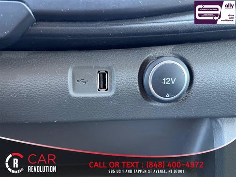 Used 2022 Ford Transit 250 Medium Roof AWD w/ Load Area Protection Package image 20