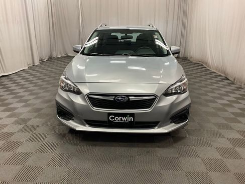 Used 2019 Subaru Impreza 2.0i Premium image 3
