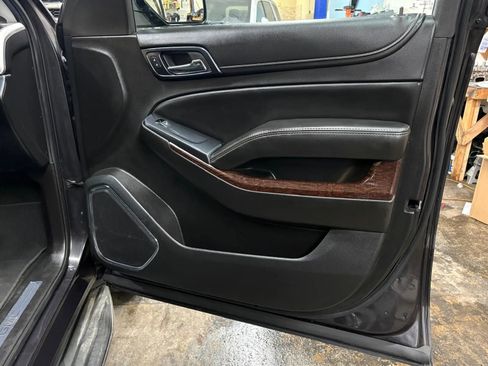 Used 2015 GMC Yukon SLT AWD/4WD image 34
