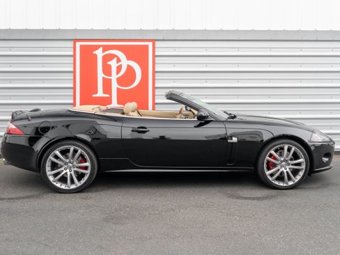 Used 2007 Jaguar XK Convertible RWD image 40