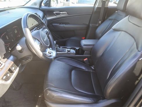 Used 2023 Kia Sportage EX image 18