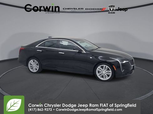 Used 2026 Cadillac CT4 Premium Luxury RWD image 1