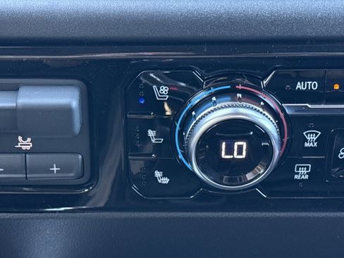 New 2026 GMC Sierra 1500 SLT w/ SLT Premium Plus Package image 21