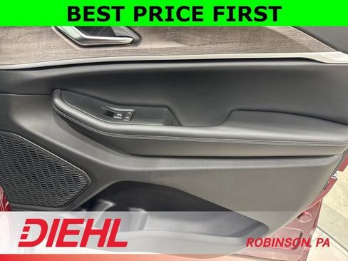 New 2025 Jeep Grand Cherokee Limited w/ Black Appearance Package AWD/4WD image 16