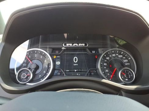New 2026 RAM 1500 Big Horn AWD/4WD image 17