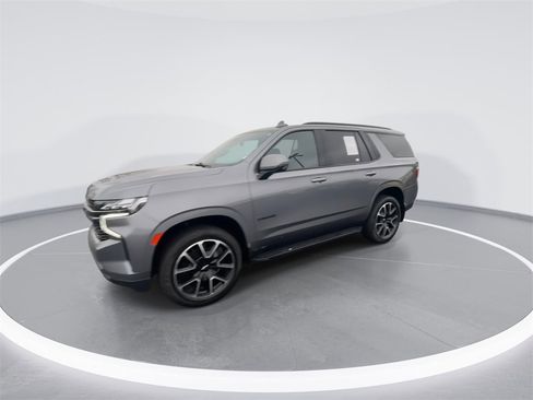 Used 2021 Chevrolet Tahoe RST w/ Luxury Package image 4