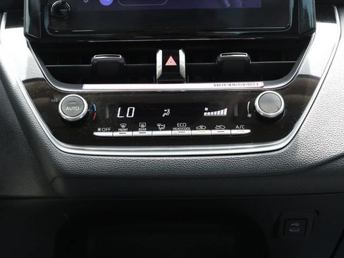 Used 2024 Toyota Corolla LE FWD image 20