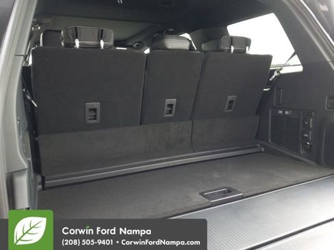 New 2025 Ford Expedition Platinum w/ Stealth Performance Package image 28