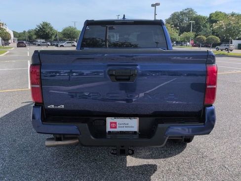 Certified 2024 Toyota Tacoma SR5 AWD/4WD image 5