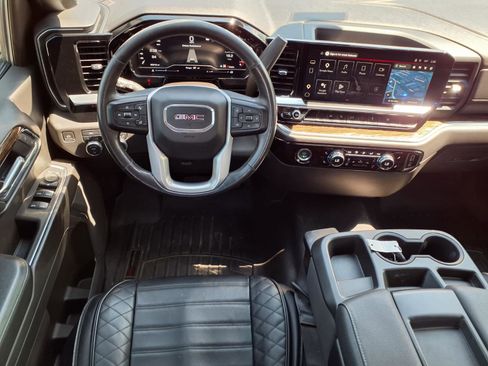 Used 2022 GMC Sierra 1500 Elevation w/ LPO, Elevation Black Package AWD/4WD image 2