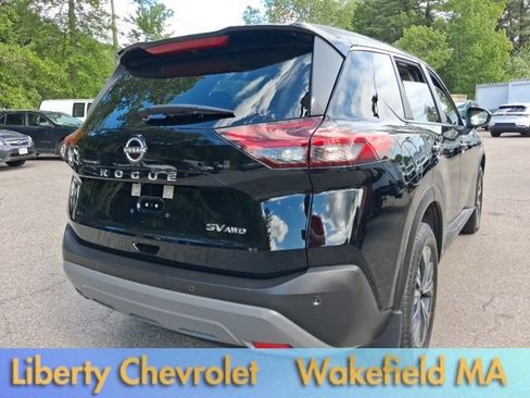 Used 2023 Nissan Rogue SV AWD/4WD image 6