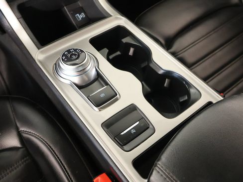 Used 2023 Ford Edge SEL AWD/4WD image 8