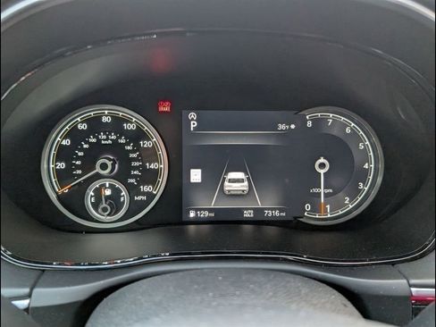 Used 2025 Genesis GV70 3.5T Sport w/ Sport Advanced Package AWD/4WD image 32