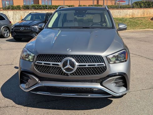 Certified 2025 Mercedes-Benz GLE 580 4MATIC image 8