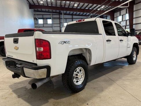 Used 2010 Chevrolet Silverado 2500 LT AWD/4WD image 8