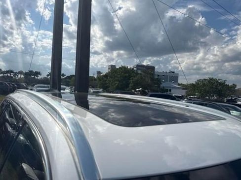 Used 2023 Volvo XC90 B6 Plus image 6