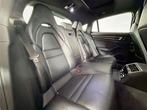 Certified 2023 Porsche Panamera 4 Platinum Edition w/ Assistance Package AWD/4WD image 27