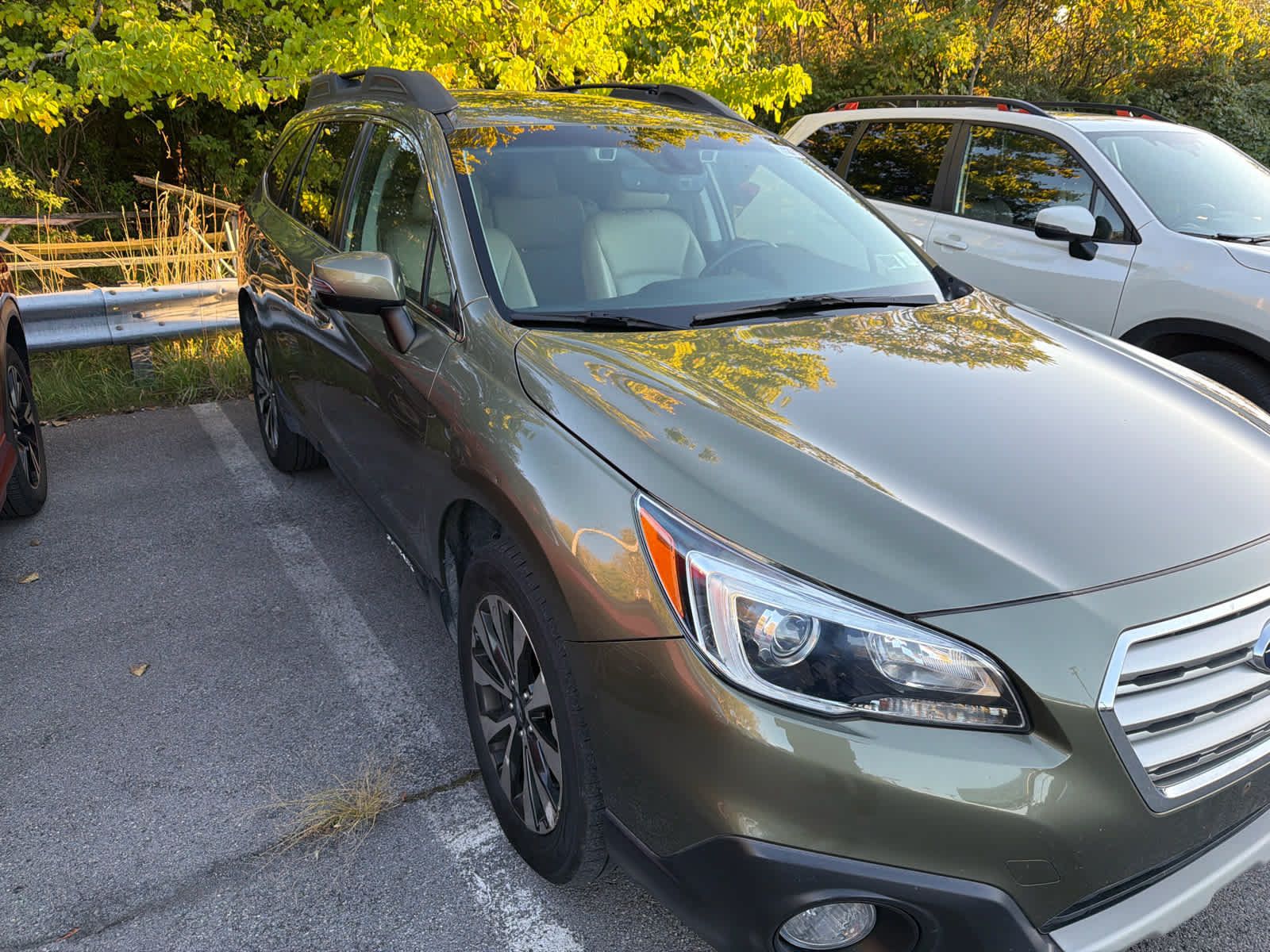 Used 2017 Subaru Outback 3.6R Limited AWD/4WD image 18