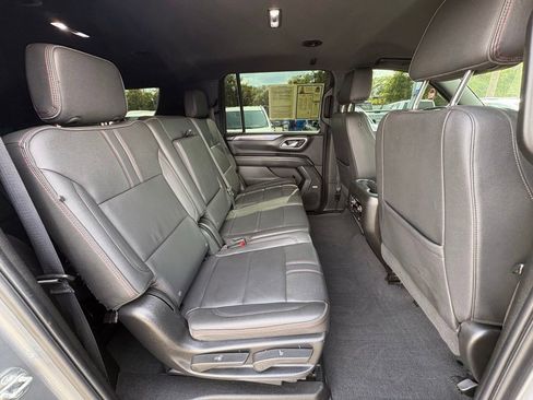Used 2023 Chevrolet Suburban RST w/ Max Trailering Package RWD image 20