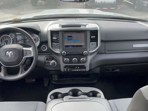 Used 2024 RAM 2500 Big Horn w/ Bed Utility Group image 27