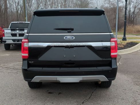 Used 2018 Ford Expedition XLT w/ Equipment Group 202A AWD/4WD image 7