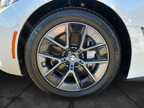 Used 2025 BMW i4 xDrive40i w/ Premium Package AWD/4WD image 15