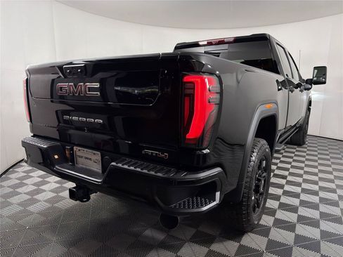 New 2026 GMC Sierra 2500 AT4 w/ AT4 Premium Plus Package AWD/4WD image 6
