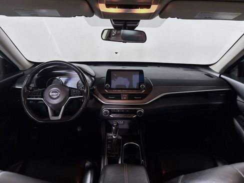 Used 2023 Nissan Altima 2.5 SR image 12