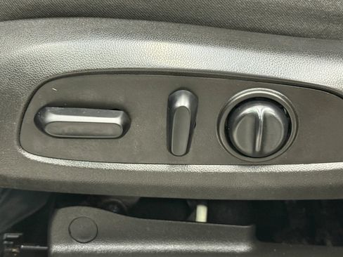 Used 2019 Chevrolet Equinox LT AWD/4WD image 26