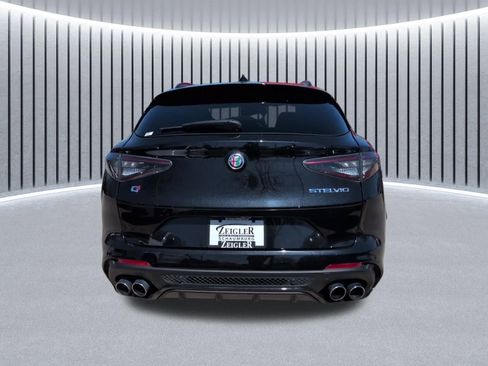 Used 2024 Alfa Romeo Stelvio Quadrifoglio AWD/4WD image 8
