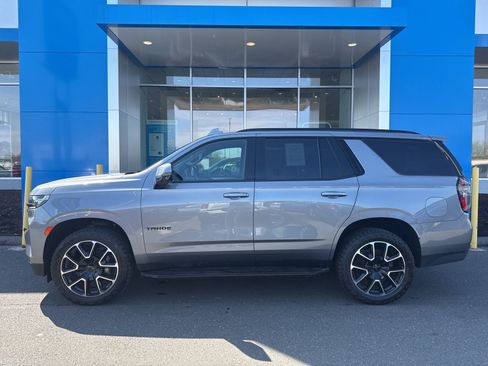 Used 2022 Chevrolet Tahoe RST w/ Luxury Package image 9