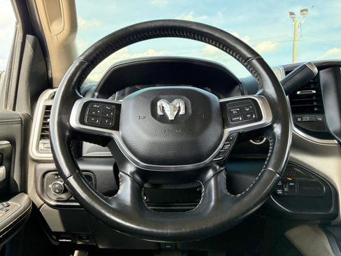 Used 2021 RAM 2500 Laramie w/ Body Color Bumper Group AWD/4WD image 15