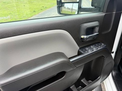 Used 2018 Chevrolet Silverado 2500 W/T w/ WT Fleet Convenience Package image 16