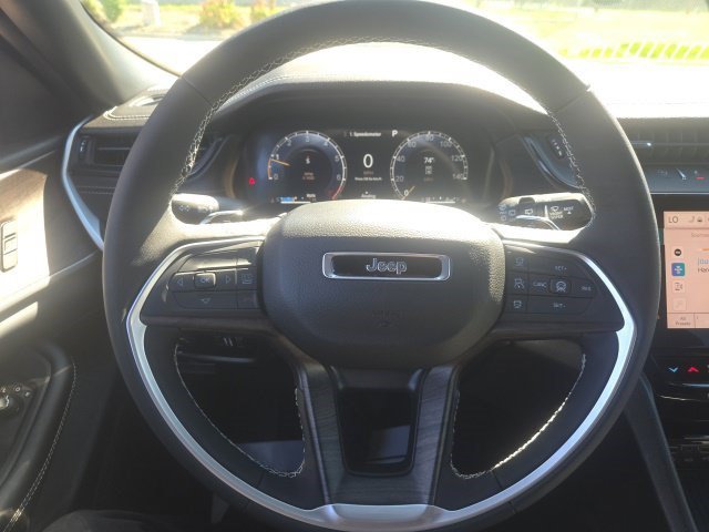 New 2027 Jeep Grand Cherokee Limited AWD/4WD image 10