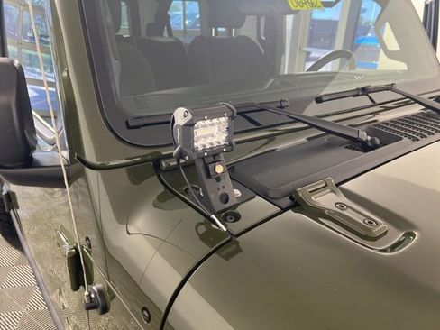 Used 2023 Jeep Wrangler Unlimited Sport AWD/4WD image 30