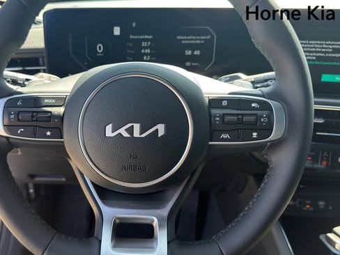 New 2026 Kia K5 GT FWD image 12