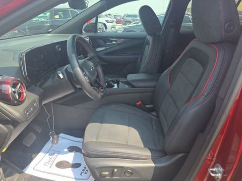 Used 2024 Chevrolet Blazer EV RS AWD/4WD image 3