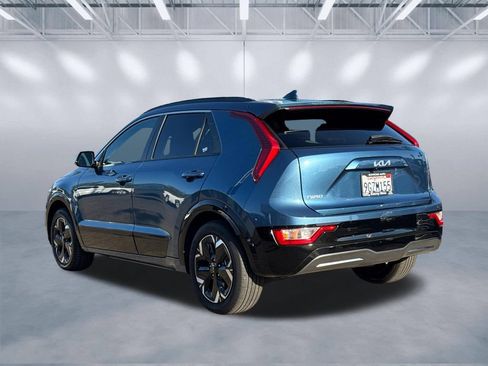 Used 2023 Kia Niro Wind FWD image 4