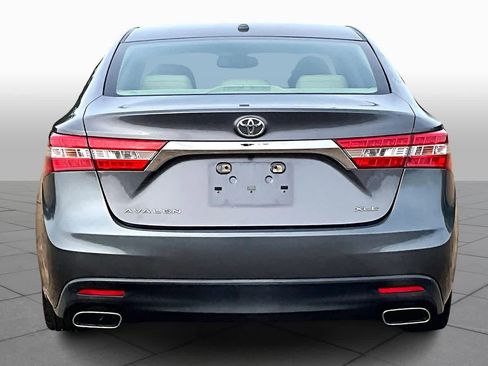 Used 2015 Toyota Avalon XLE image 4