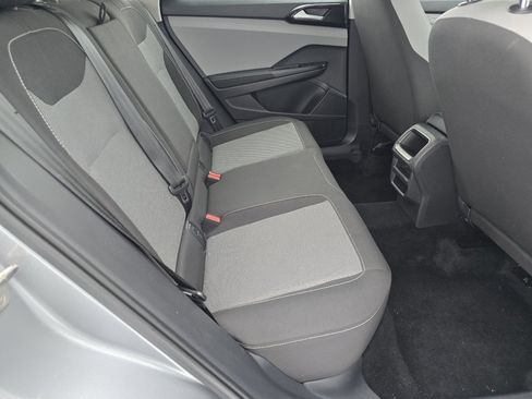 Used 2024 Volkswagen Taos S image 19