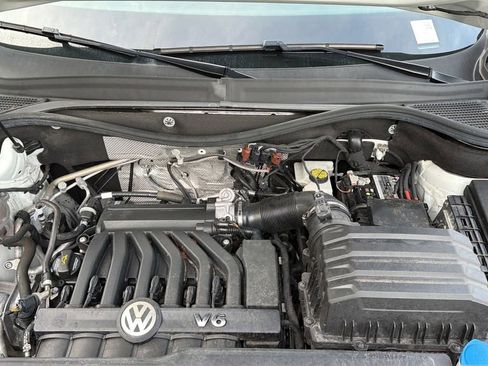 Used 2023 Volkswagen Atlas SE w/ Panoramic Sunroof Package image 34