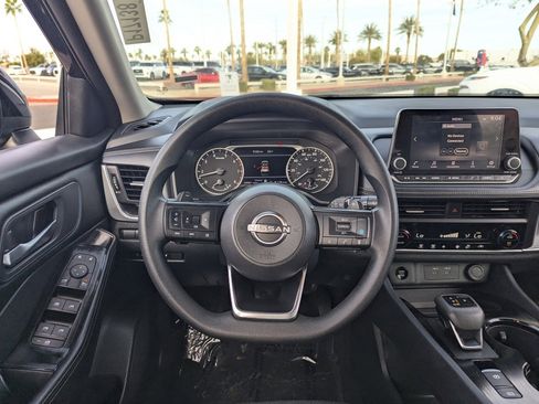 Certified 2024 Nissan Rogue SV image 26