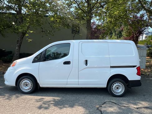 Used 2020 Nissan NV200 S FWD image 3