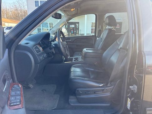 Used 2013 GMC Yukon XL SLT image 9