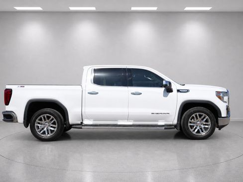 Used 2022 GMC Sierra 1500 SLT AWD/4WD image 2
