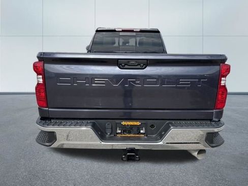 Used 2024 Chevrolet Silverado 2500 LT image 3